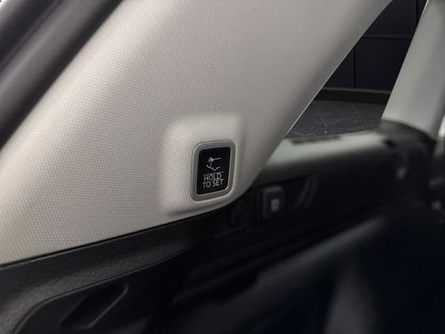 Used 2023 Jeep Grand Cherokee 4WD 4xe w/ Luxury Tech Group II image 17