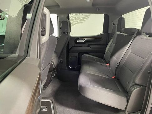 Used 2023 Chevrolet Silverado 1500 LT AWD/4WD image 20