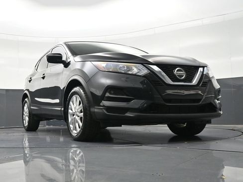 Used 2021 Nissan Rogue Sport S image 33