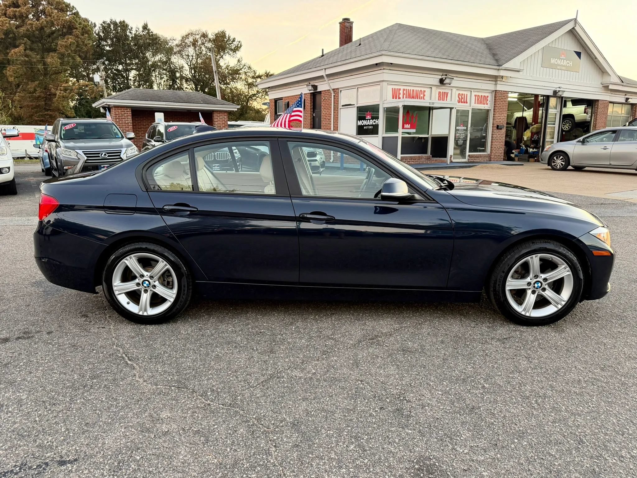 Used 2014 BMW 328d xDrive Sedan AWD/4WD image 6