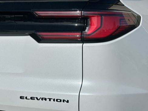 New 2026 GMC Acadia Elevation w/ Super Cruise Package image 7