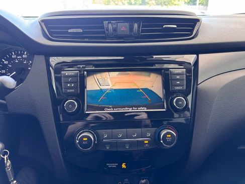 Used 2022 Nissan Rogue Sport S FWD image 23