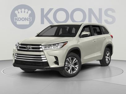 Used 2018 Toyota Highlander LE