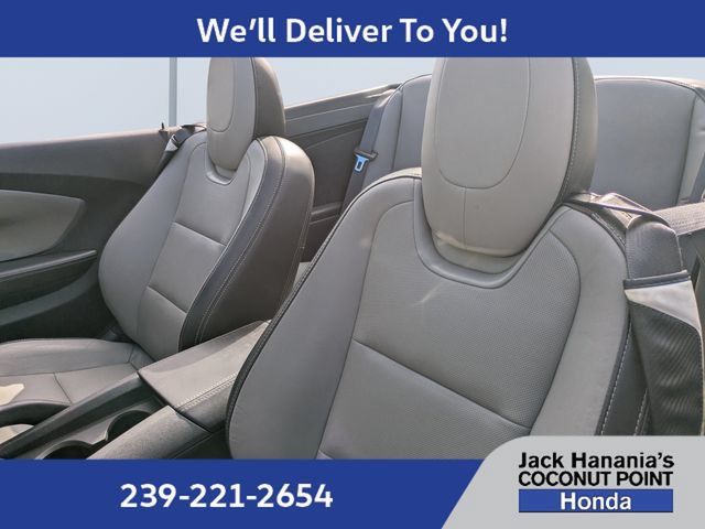 Used 2015 Chevrolet Camaro LT RWD image 17