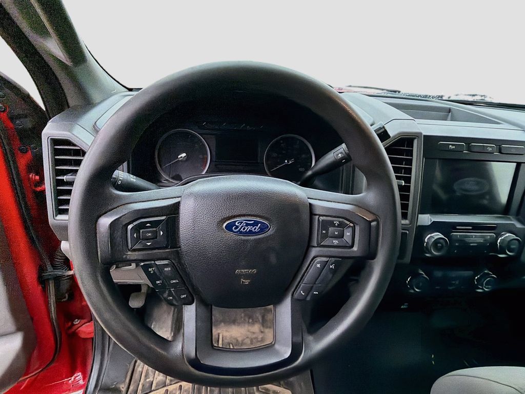 Used 2020 Ford F250 XL w/ STX Appearance Package AWD/4WD image 11