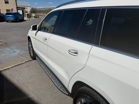 Used 2019 Mercedes-Benz GLS 450 4MATIC image 29