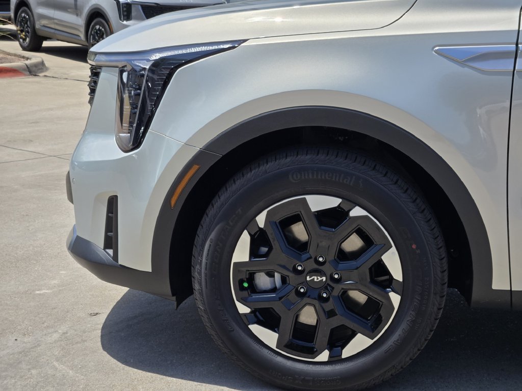 New 2026 Kia Sorento S w/ S Panoramic Sunroof Package FWD image 5