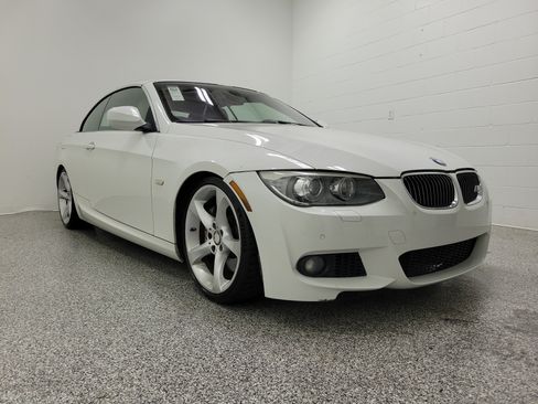 Used 2013 BMW 335i Convertible RWD image 6