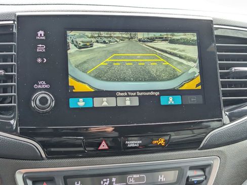 Certified 2022 Honda Passport TrailSport image 31