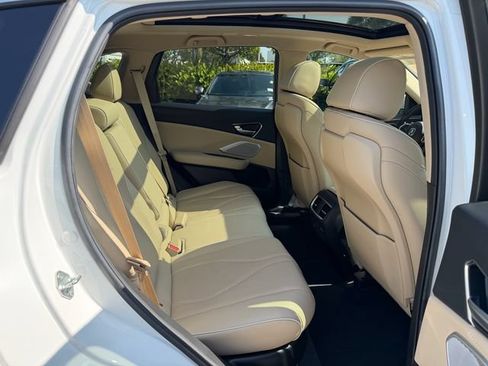 Used 2024 Acura RDX SH-AWD w/ Advance Package image 18