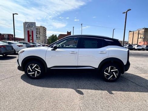 New 2026 Nissan Kicks SV image 5