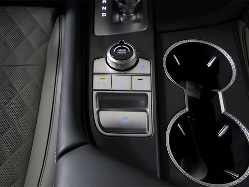 Used 2025 Genesis G70 3.3T Advanced w/ Sport Prestige Package image 69