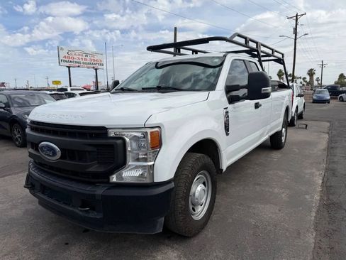 Used 2022 Ford F250 XL w/ Power Equipment Group RWD image 3