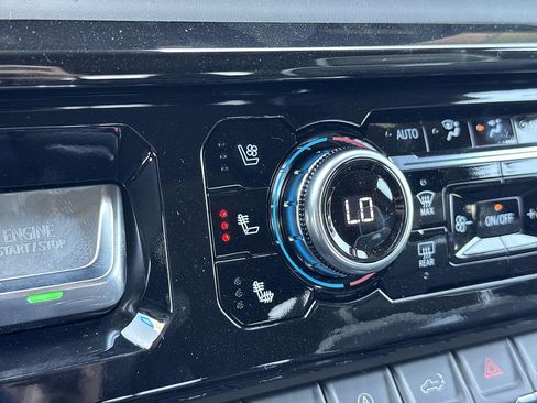 New 2026 GMC Sierra 1500 AT4X w/ AT4X AEV Edition AWD/4WD image 17