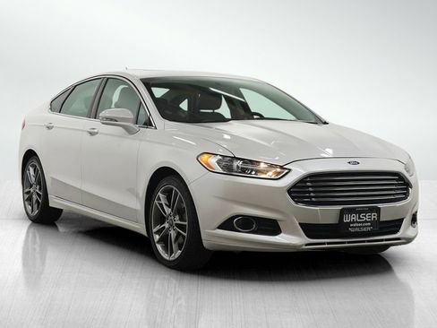 Used 2016 Ford Fusion Titanium image 7