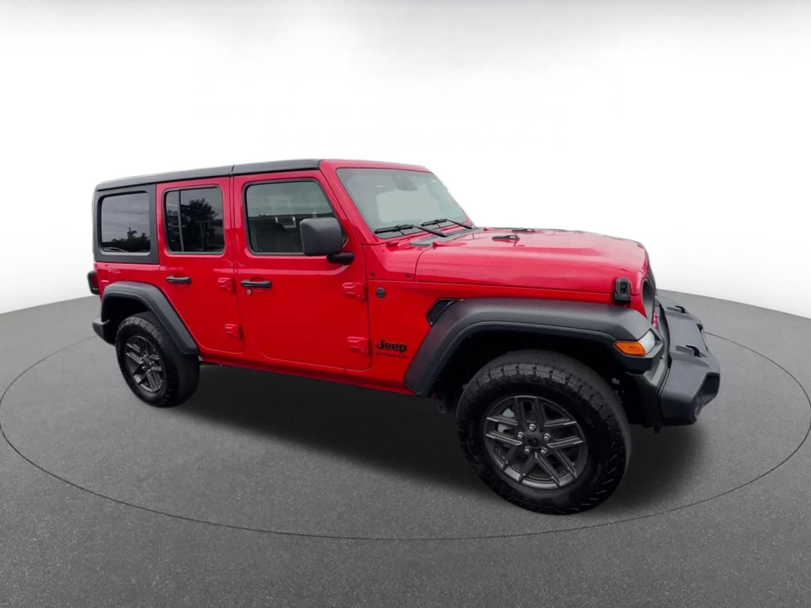 Used 2025 Jeep Wrangler Unlimited Sport AWD/4WD image 2