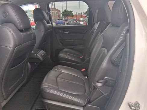 Used 2013 GMC Acadia SLE FWD image 13