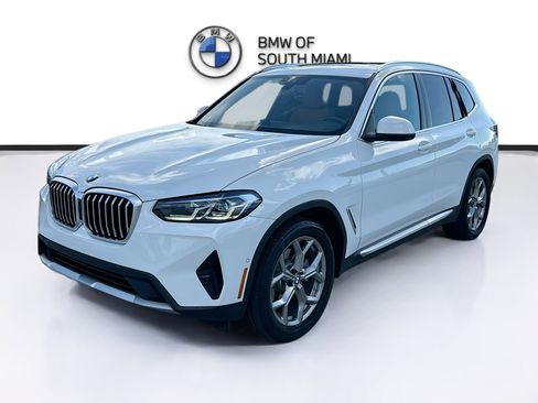 Used 2024 BMW X3 sDrive30i w/ Convenience Package RWD image 3