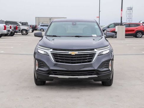 Used 2022 Chevrolet Equinox LT AWD/4WD image 2