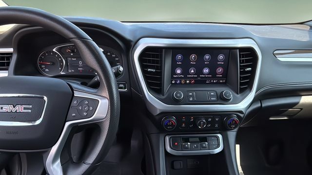Used 2023 GMC Acadia SLE w/ Driver Convenience Package AWD/4WD image 10