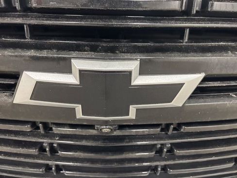 Used 2023 Chevrolet Suburban RST w/ Luxury Package image 3