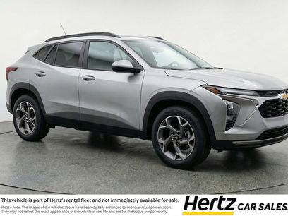 Used 2025 Chevrolet Trax LT