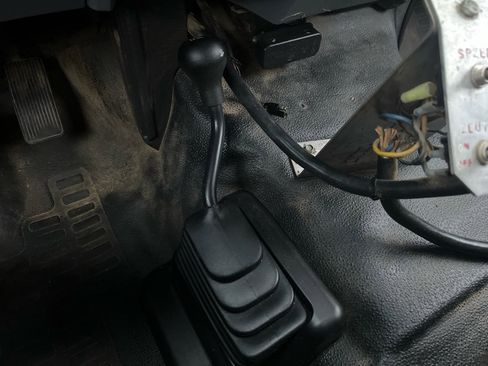 Used 2015 Ford F550 4x4 Regular Cab Super Duty image 19