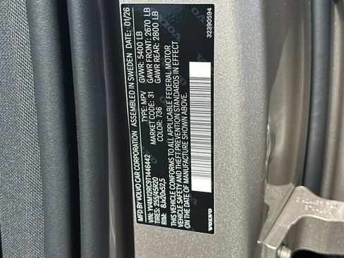 New 2026 Volvo XC60 B5 Plus w/ Protection Package Premier AWD/4WD image 23