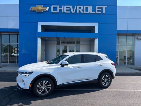 Used 2023 Buick Envision Essence AWD/4WD image 1