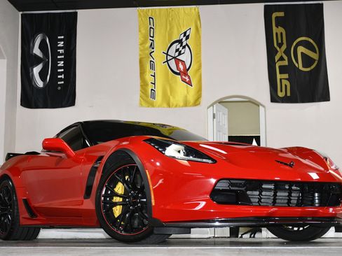 Used 2017 Chevrolet Corvette Z06 w/ Z07 Performance Package image 83