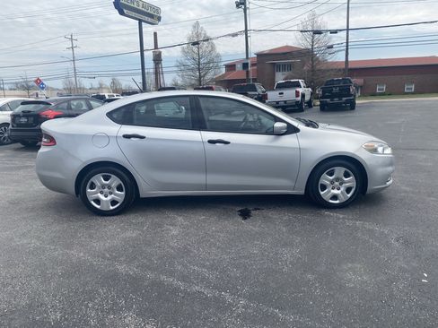 Used 2013 Dodge Dart SE w/ Value Group image 4