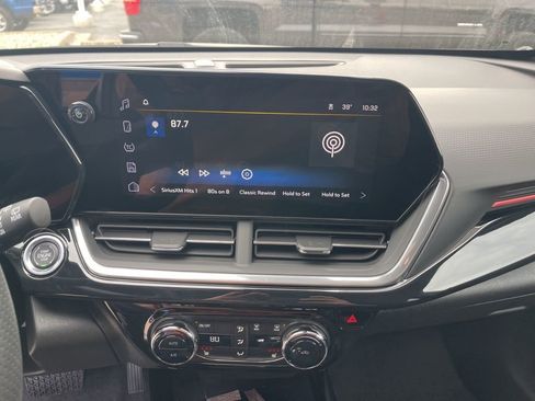 New 2026 Chevrolet Trax RS FWD image 22