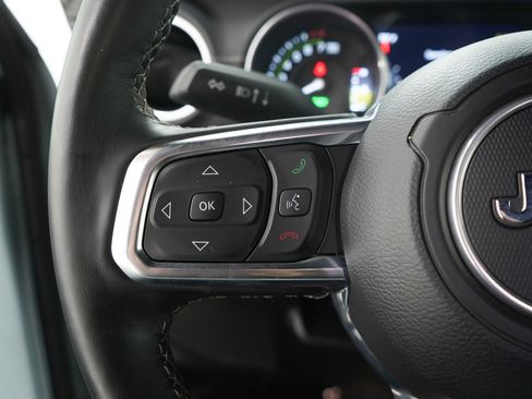 Used 2023 Jeep Wrangler Unlimited Sahara w/ Cold Weather Group AWD/4WD image 25