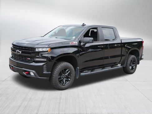 Used 2019 Chevrolet Silverado 1500 LT Trail Boss w/ Convenience Package AWD/4WD image 3