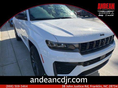 New 2026 Jeep Grand Cherokee Limited Reserve image 1