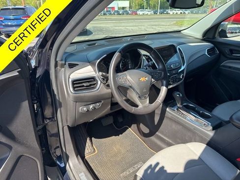 Used 2021 Chevrolet Equinox Premier AWD/4WD image 9
