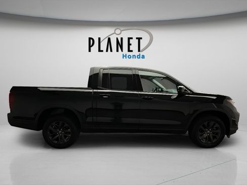 Certified 2023 Honda Ridgeline Sport image 8