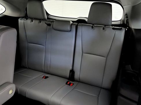 Used 2023 Toyota Highlander Bronze Edition AWD/4WD image 24