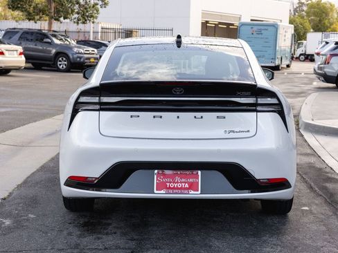 Used 2024 Toyota Prius Prime image 6
