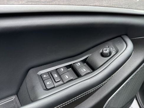 New 2026 Jeep Grand Cherokee Limited AWD/4WD image 21