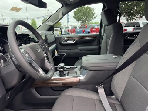 New 2026 Chevrolet Silverado 1500 RST AWD/4WD image 8