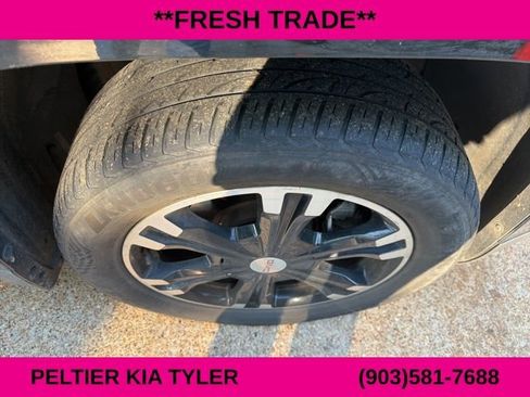 Used 2017 GMC Terrain SLE w/ Nightfall Package FWD image 13