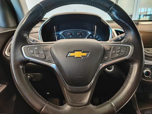Used 2018 Chevrolet Equinox LT w/ Redline Edition AWD/4WD image 19