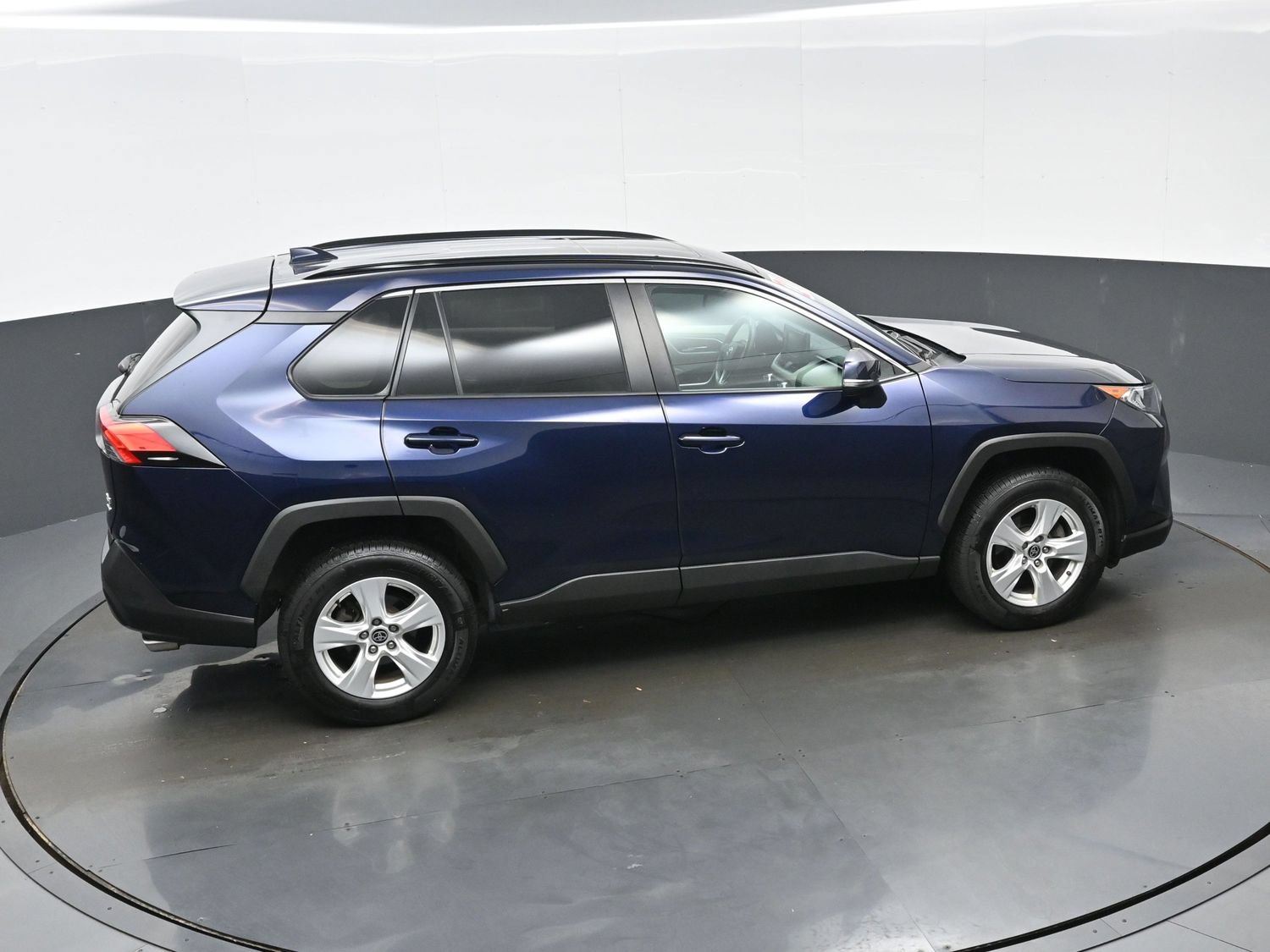 Used 2021 Toyota RAV4 XLE w/ Convenience Package AWD/4WD image 41