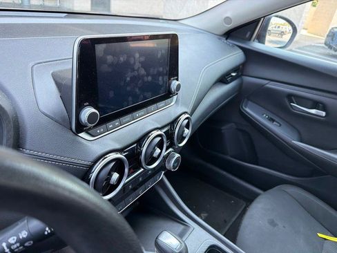 Used 2024 Nissan Sentra SV FWD image 8