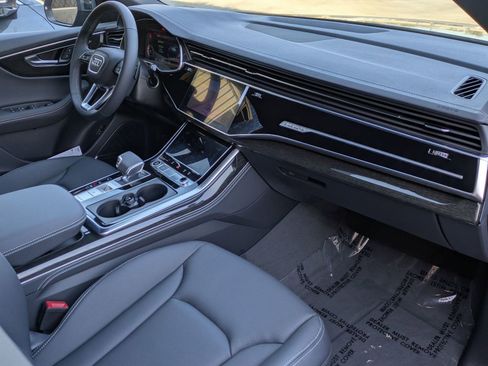 New 2026 Audi Q8 Premium Plus image 9