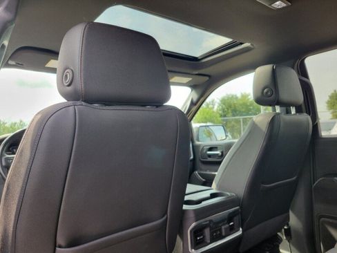 Used 2022 GMC Sierra 1500 AT4 w/ AT4 Premium Package AWD/4WD image 25