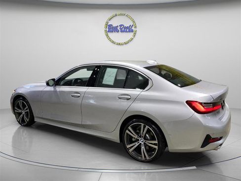Used 2020 BMW 330i xDrive Sedan w/ Premium Package image 2