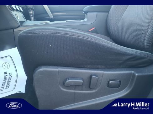 Used 2013 Nissan Rogue SV image 14