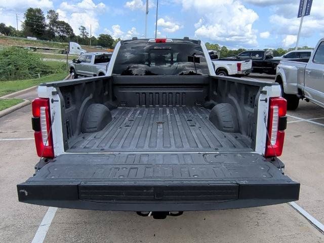 Certified 2025 Ford F450 Lariat w/ Lariat Ultimate Package AWD/4WD image 31